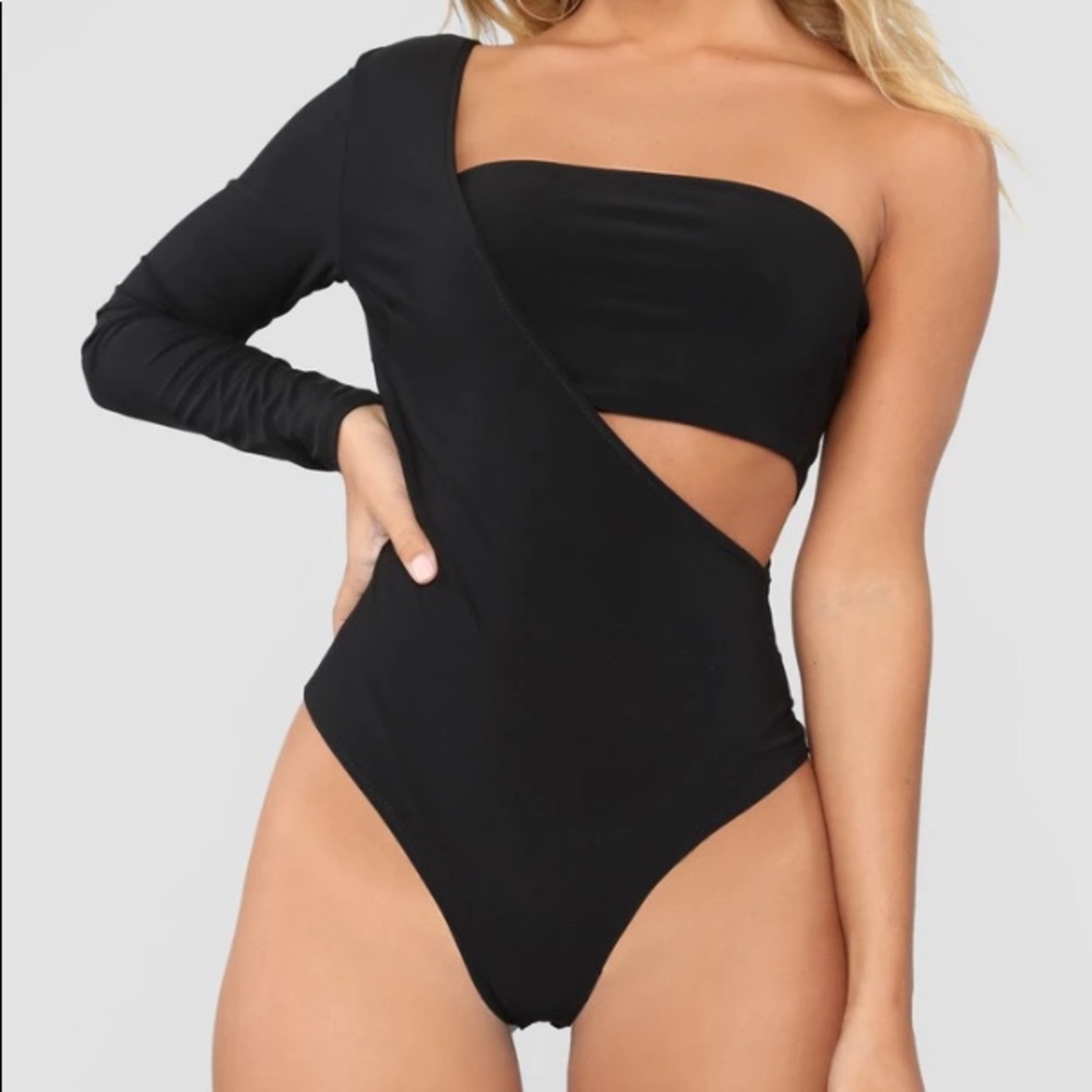 FASHIONNOVA breakaway bodysuit
